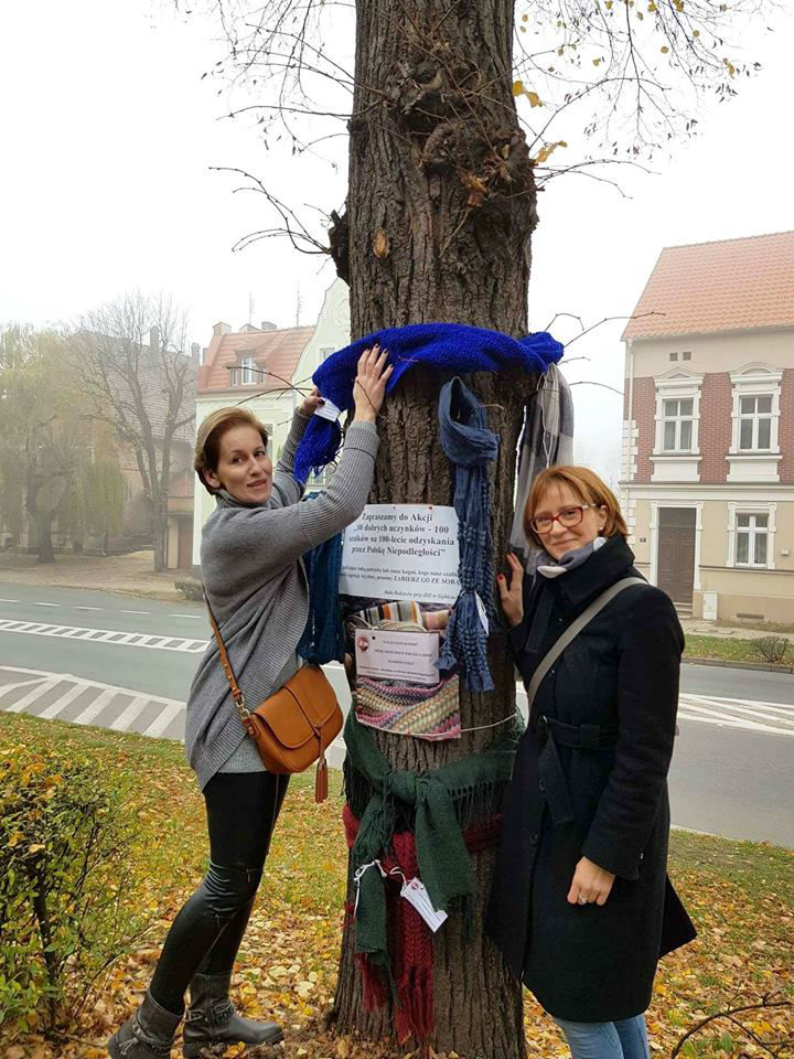100 szalików